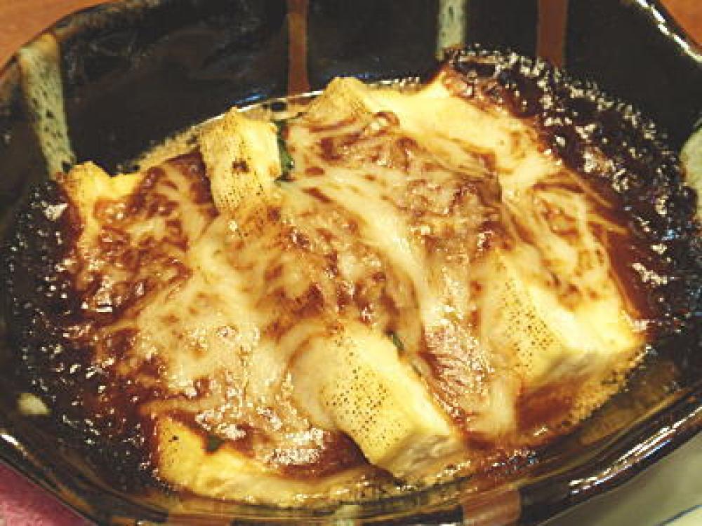 豆腐とシソの味噌マヨグラタン