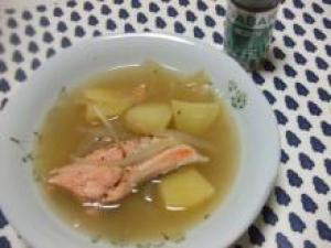 鮭とタイムのスープ