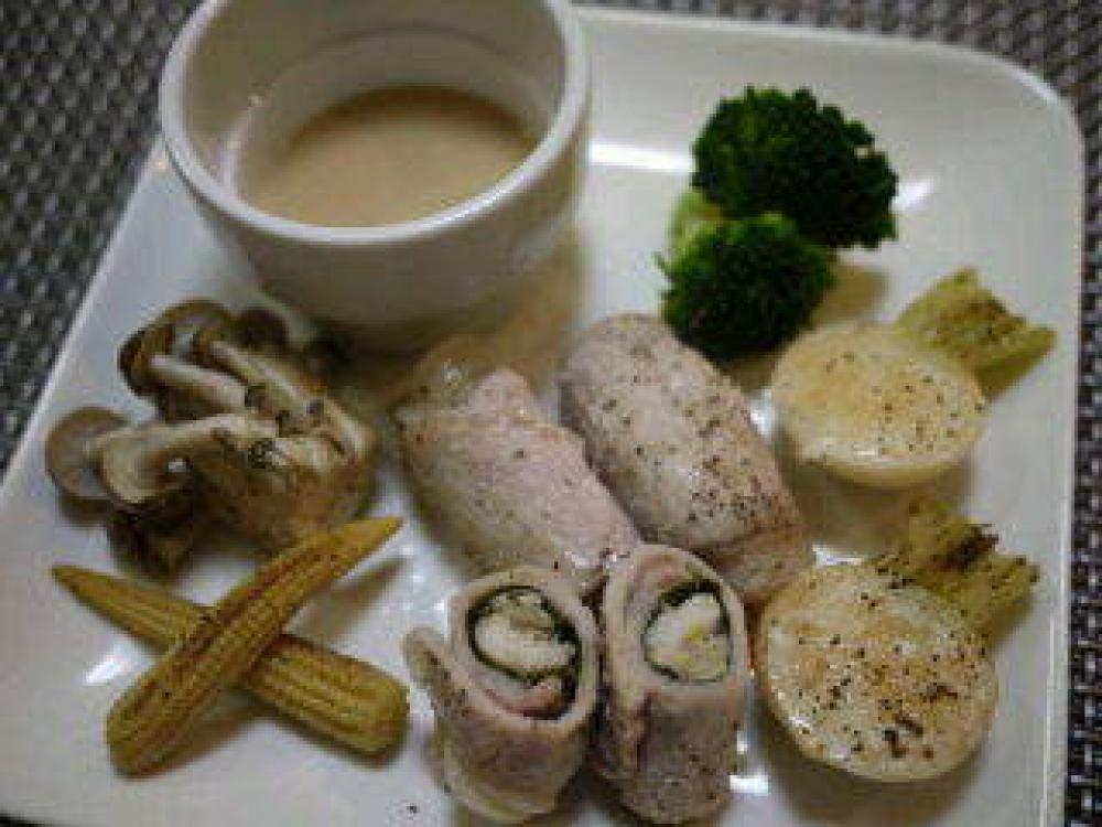 ルクエでバーニャカウダ風味の牡蠣豚巻き