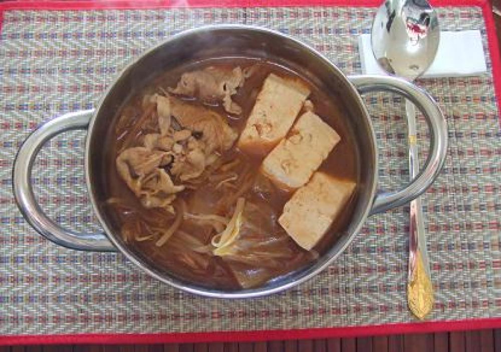 韓国風鍋　レシピ 