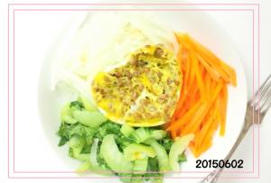 納豆入り卵とワンプレート温野菜サラダ